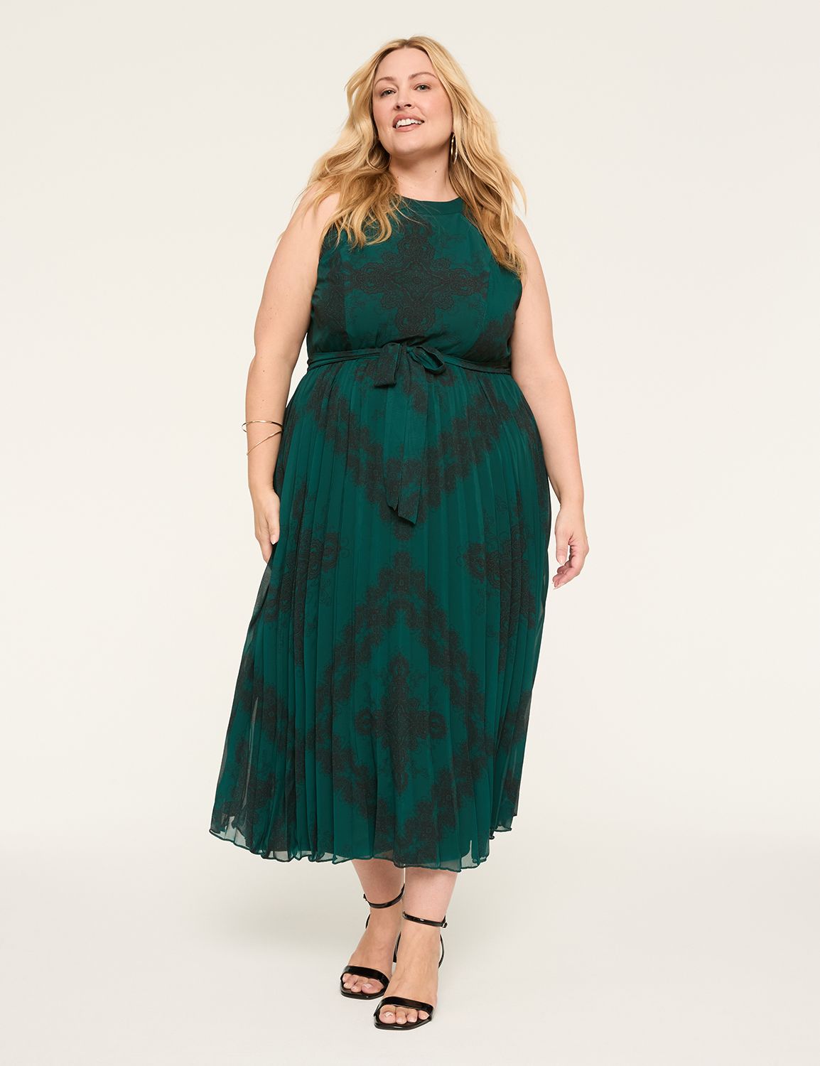HALTER WITH PLEATED SKIRT AND TIE W Product Image 4