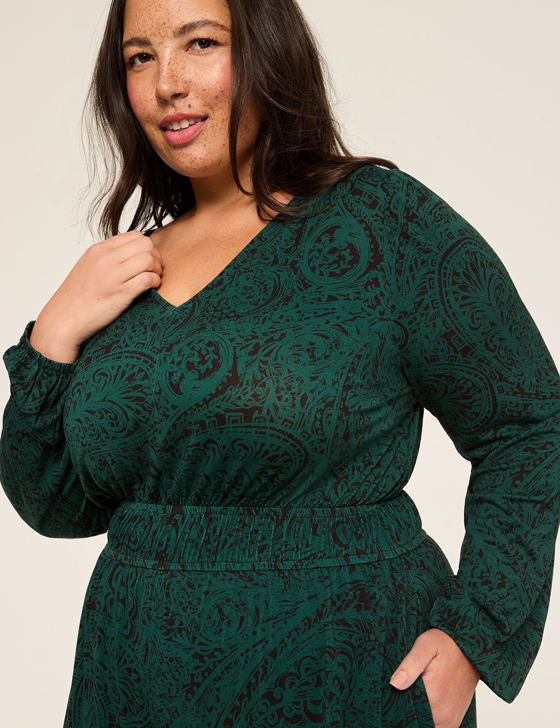 LS VNECK SMOCKED WAIST JUMPSUIT 114 Product Image 3