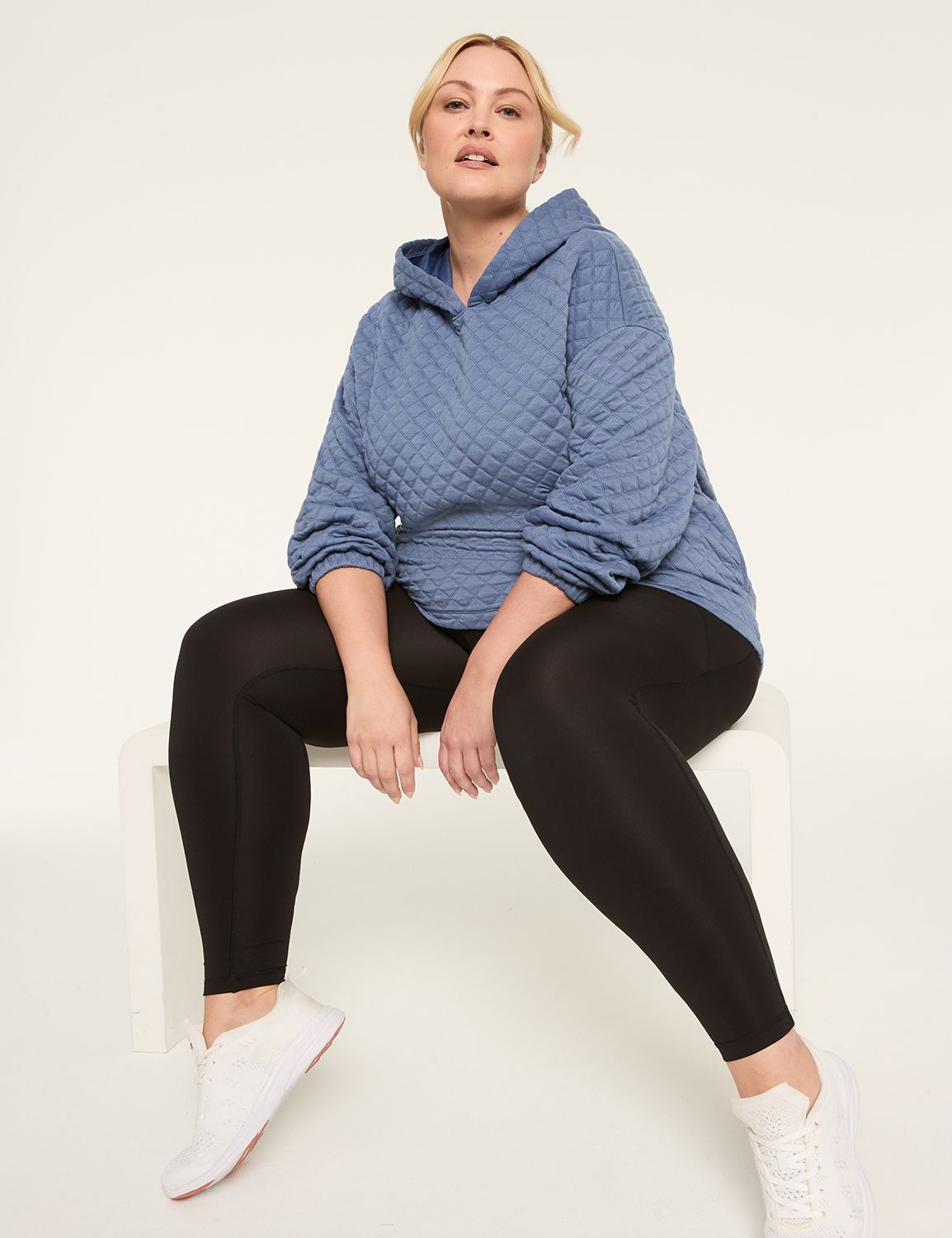 LIVI Long Sleeve Quilted Hoodie S 1 Product Image 3