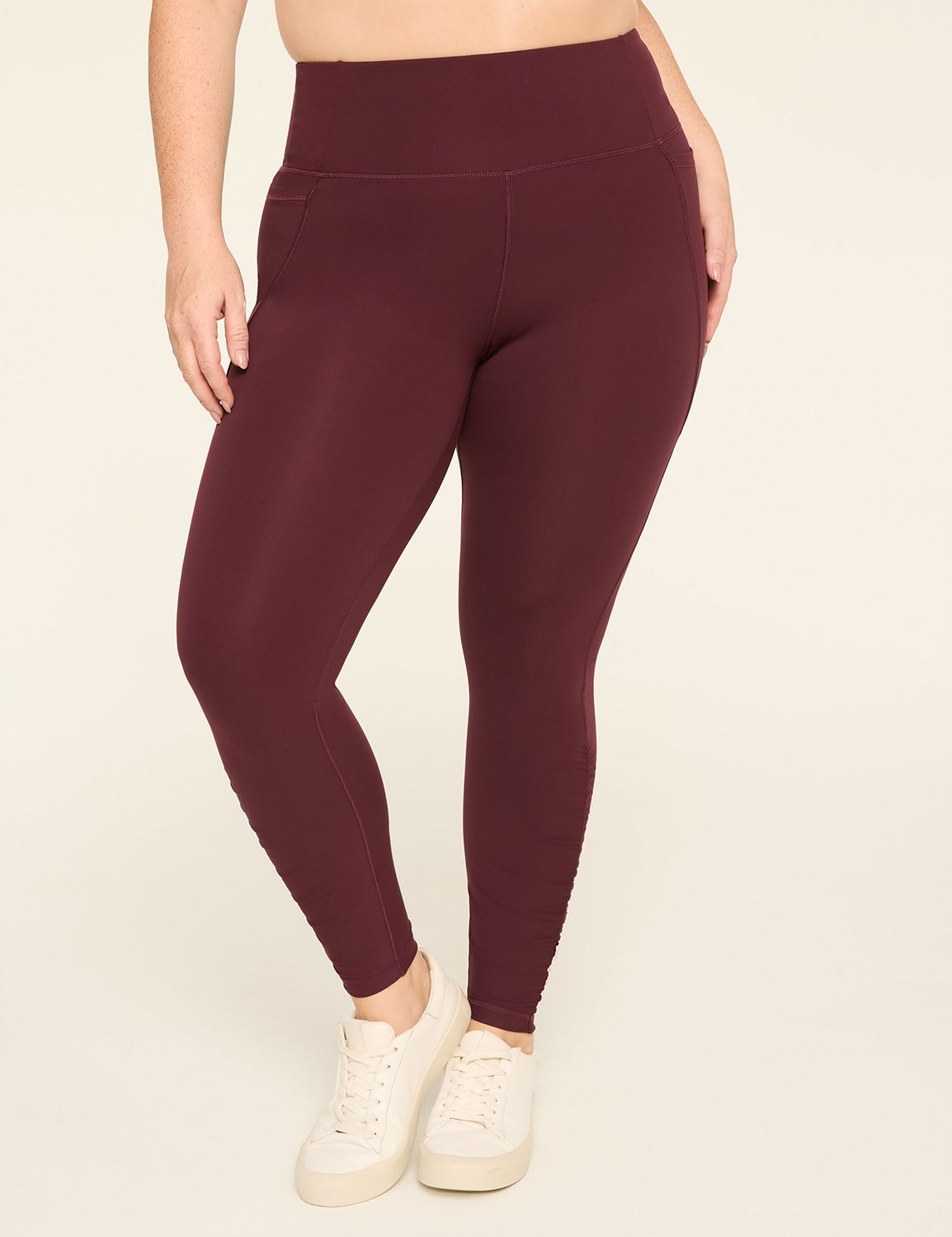 LIVI High-Rise LIVI Soft Ruched 7/8 Legging