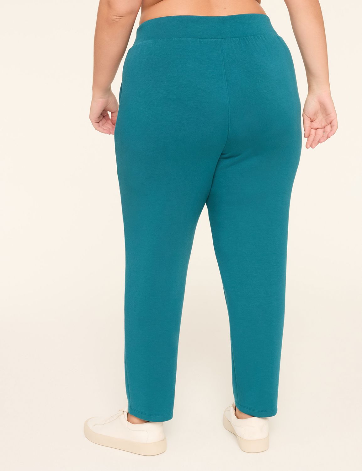 LIVI High-Rise Journey Tapered Pant