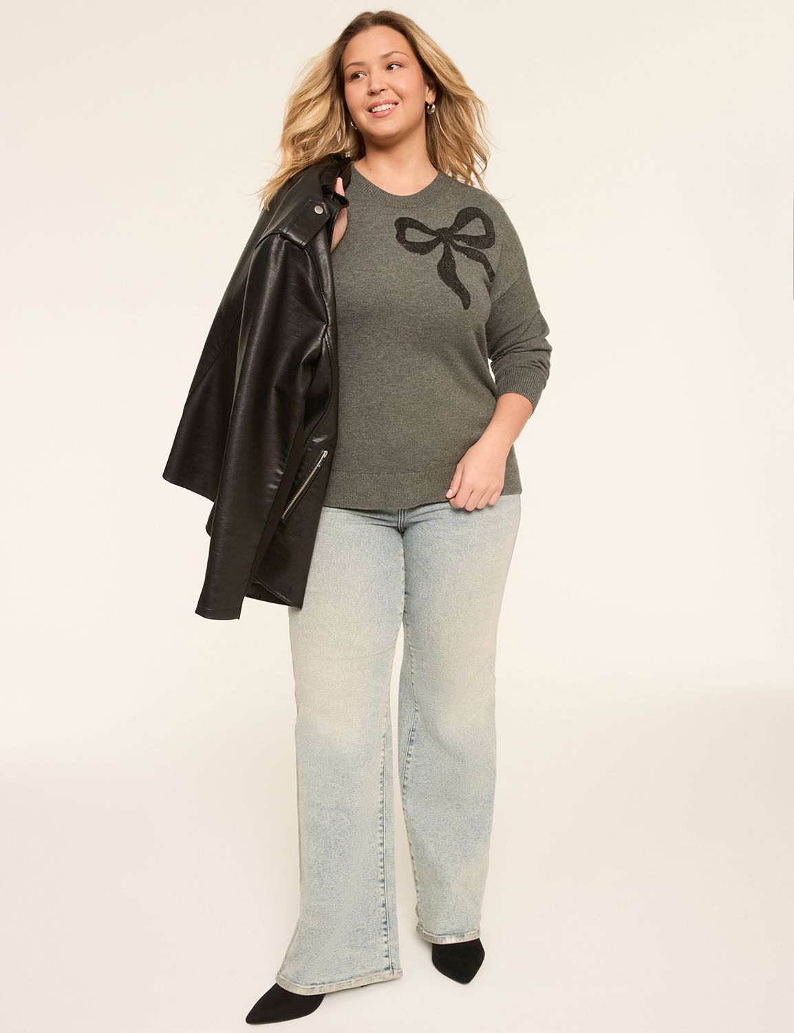 Classic Long Sleeve Bow Pullover Sw Product Image 3