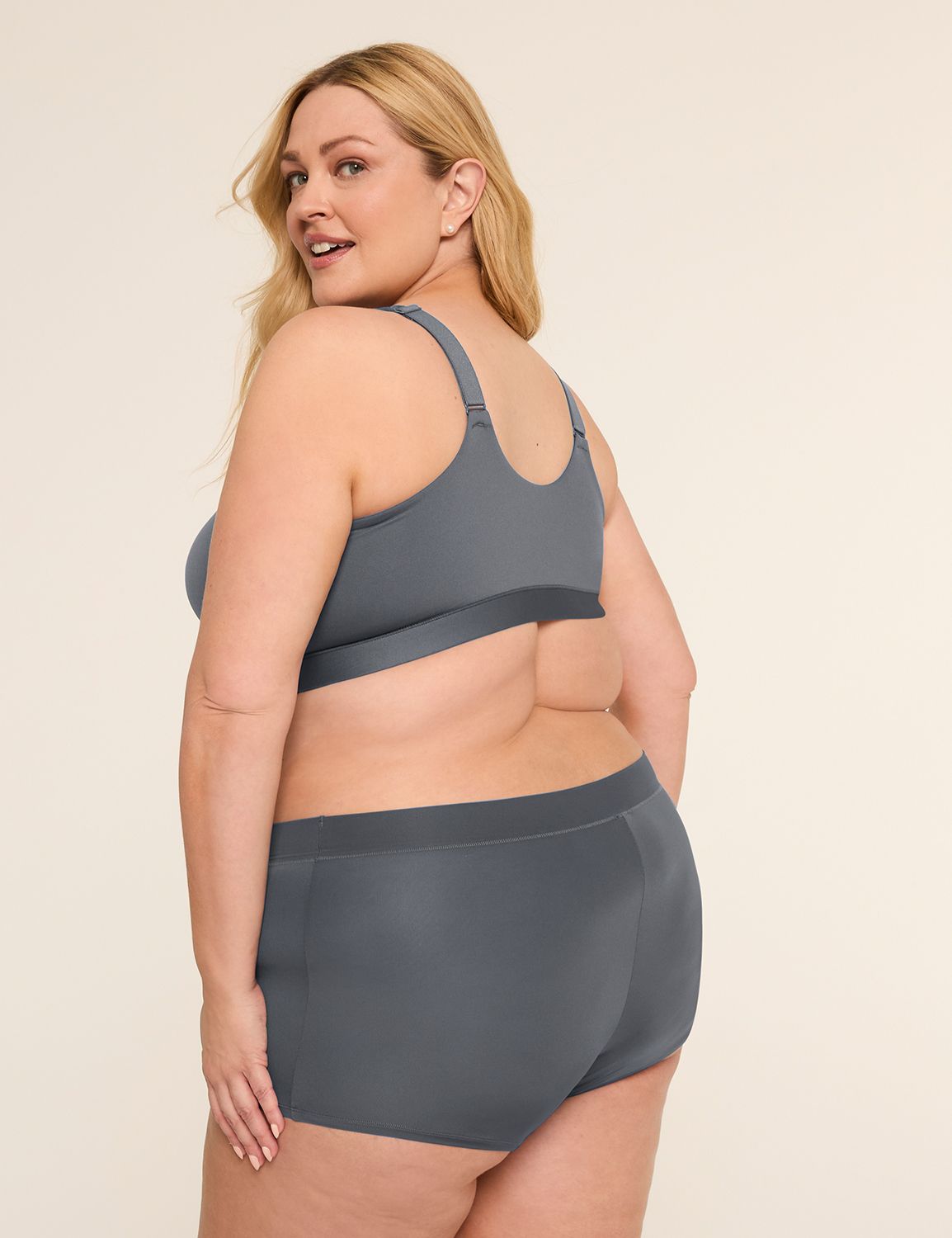 Comfort Bliss&reg; Lightly Lined Front-Close No-Wire Bra