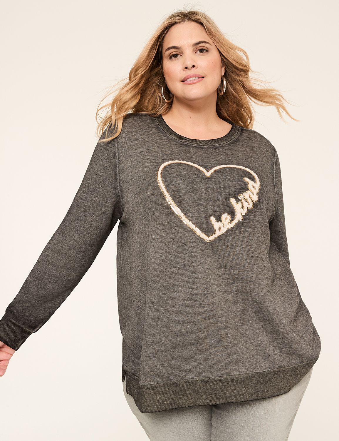 Long Sleeve Crew Neck Sweatshirt wi Product Image 1