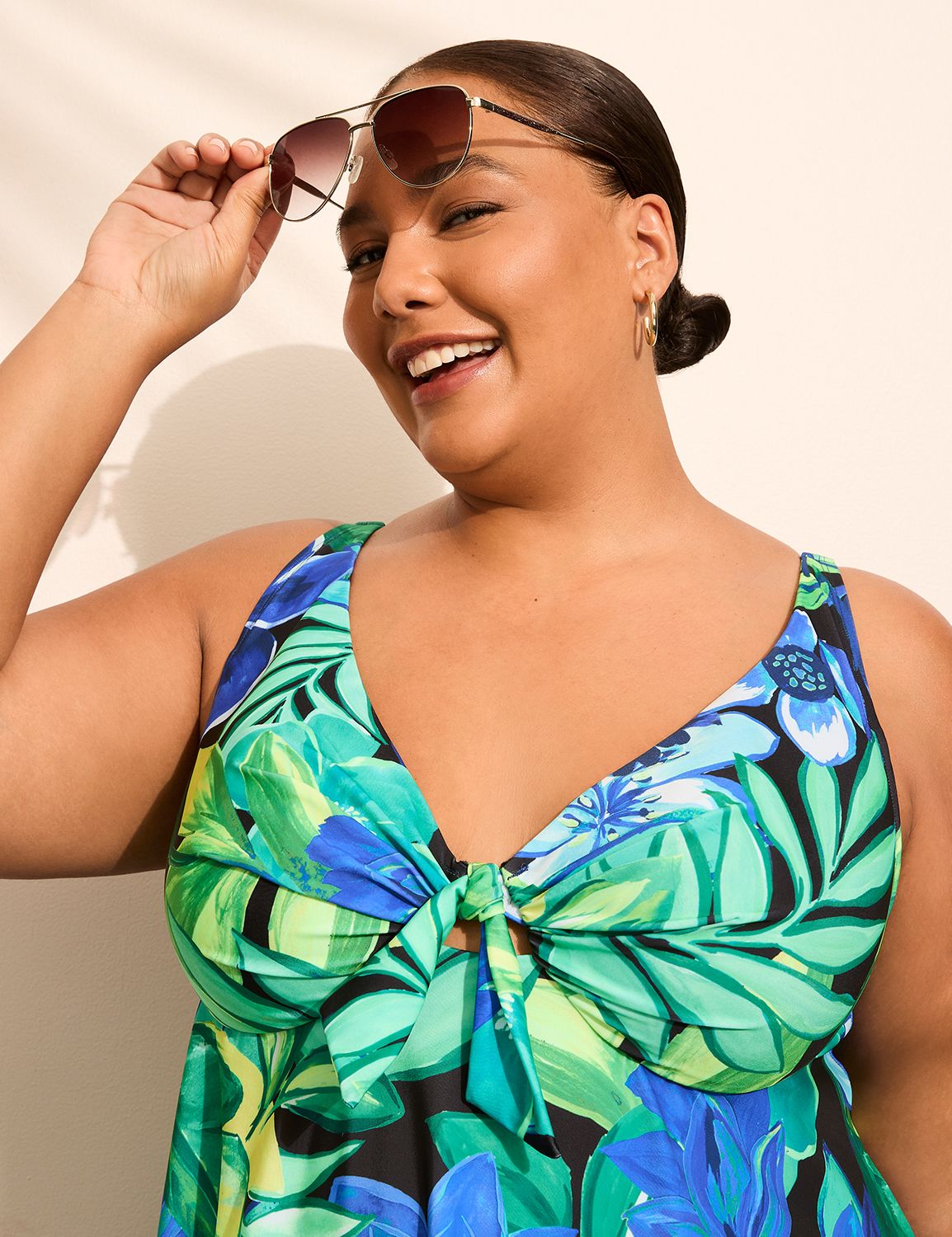 Knot Front Swing Plunge UW Tankini Product Image 4