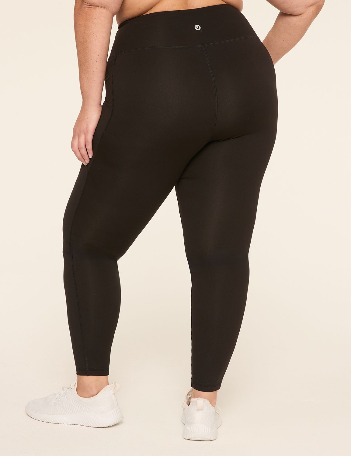 LIVI Ultra High Rise Livi Soft Crossover Waist 7/8 Legging