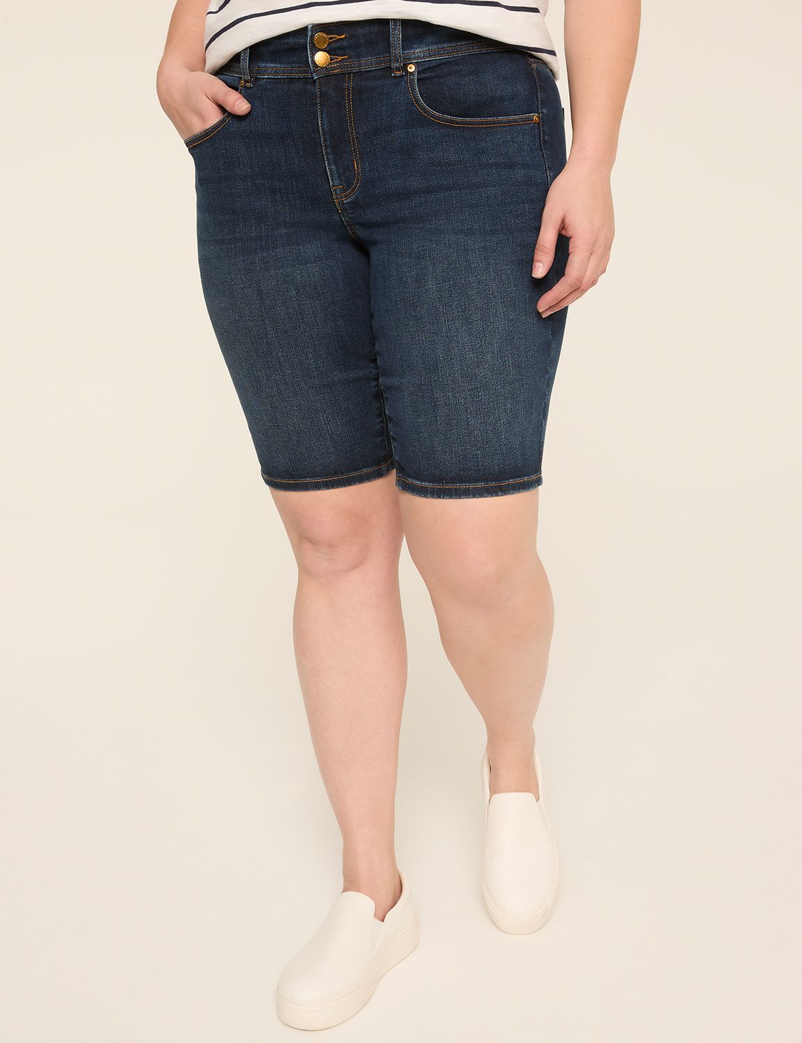 Tighter Tummy Fitted 10" Bermuda Short