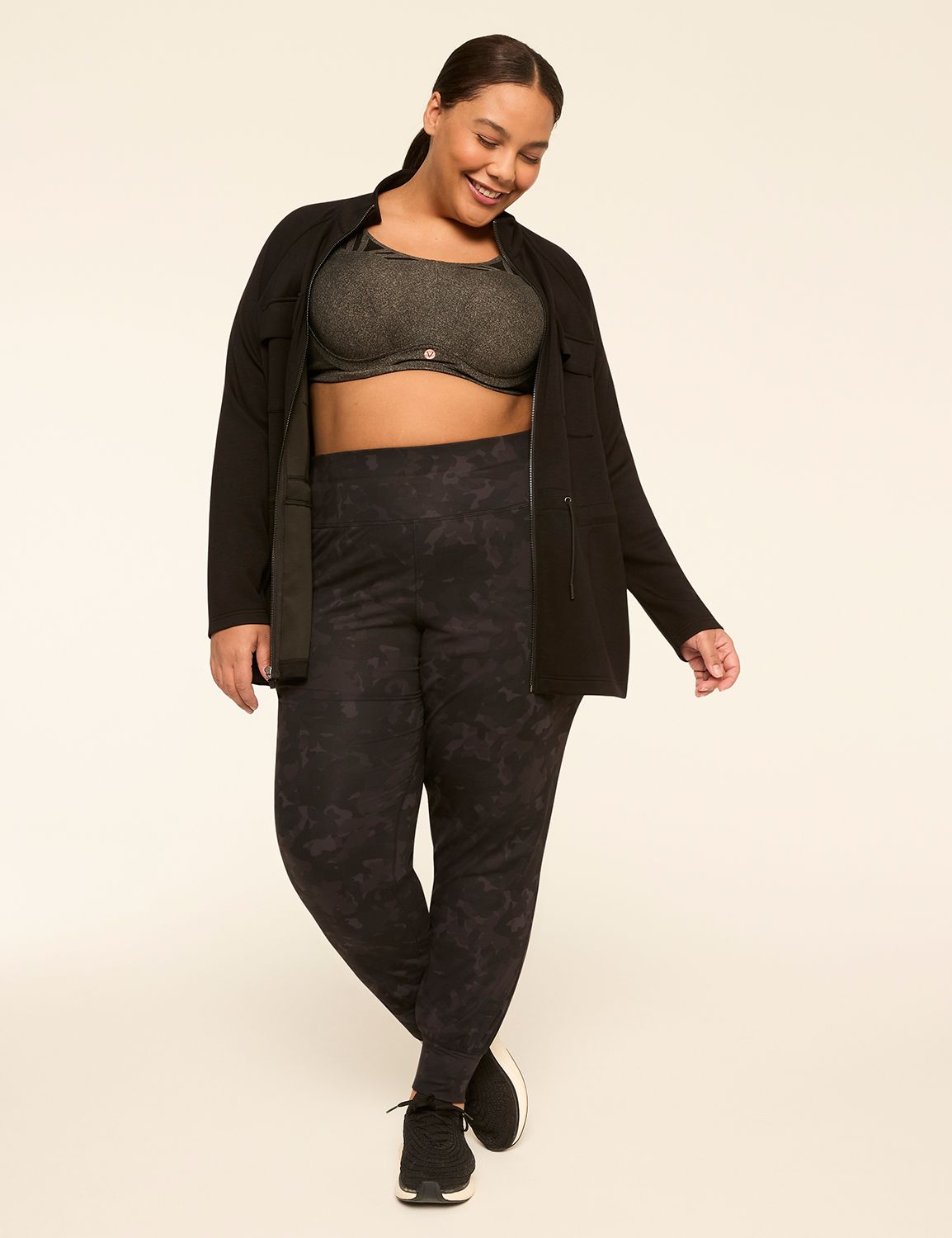 LIVI Long Sleeve Full Zip Cargo Poc Product Image 3