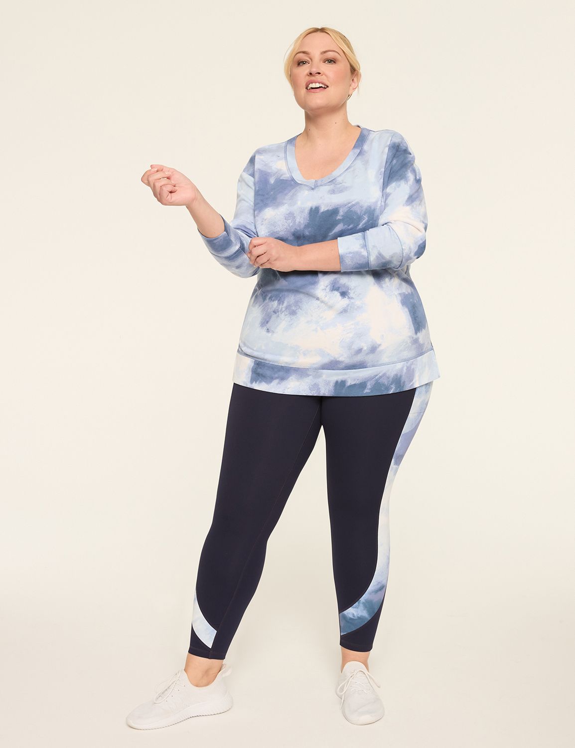 LIVI Long Sleeve VNeck French Terry Product Image 3