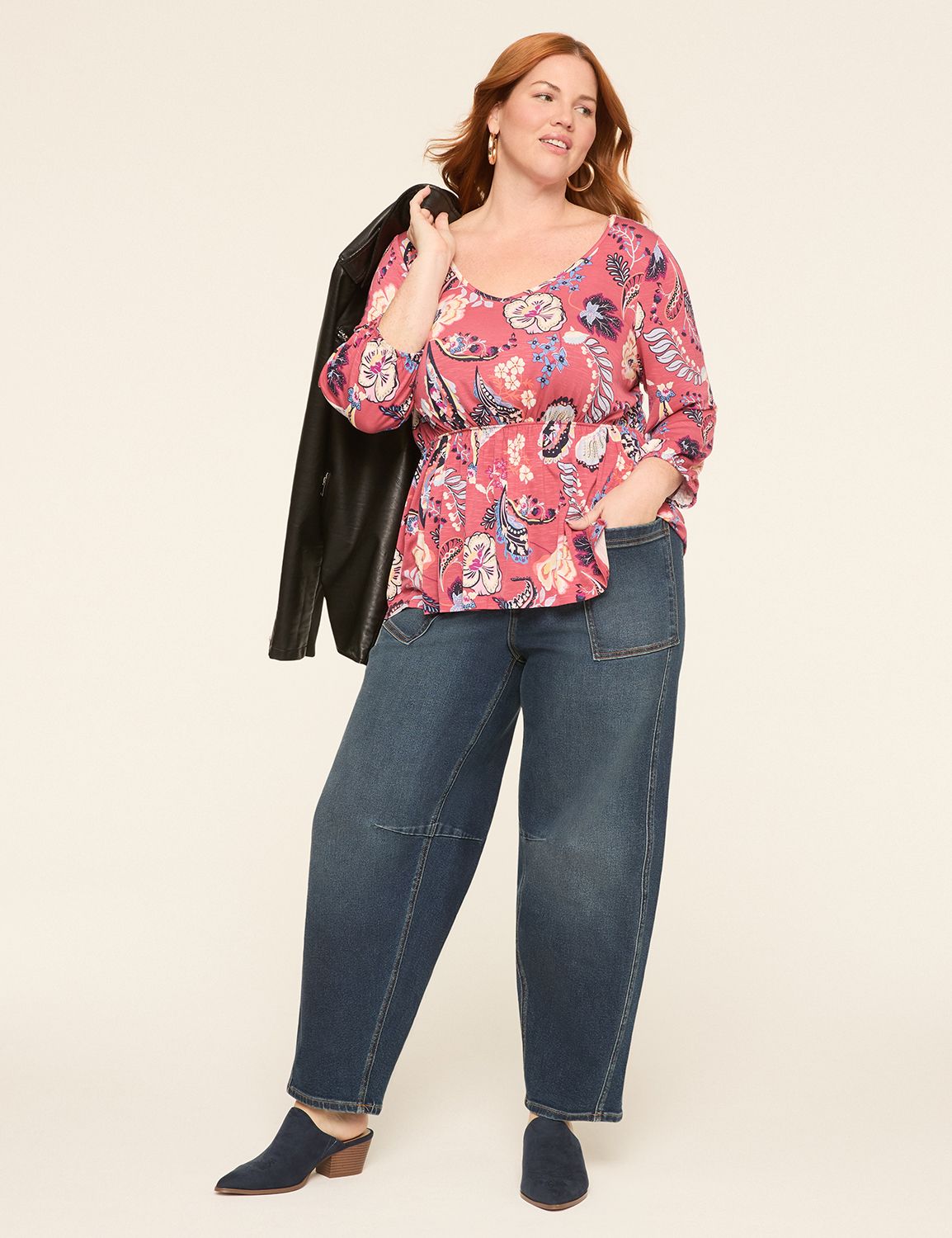 3/4 Sleeve V Neck Cinched Waist Top Product Image 3