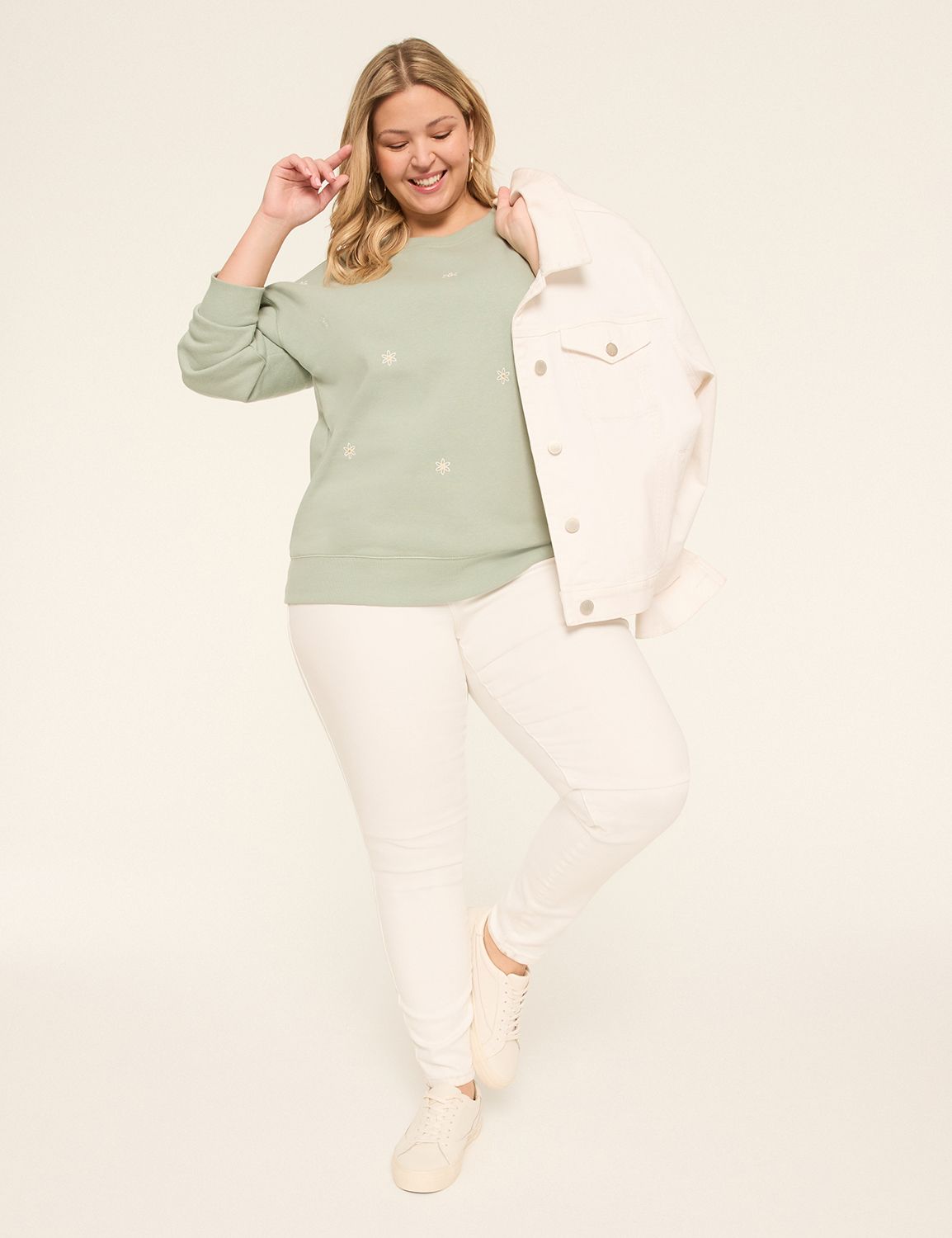 Long Sleeve Crew Neck Embroidered F Product Image 3