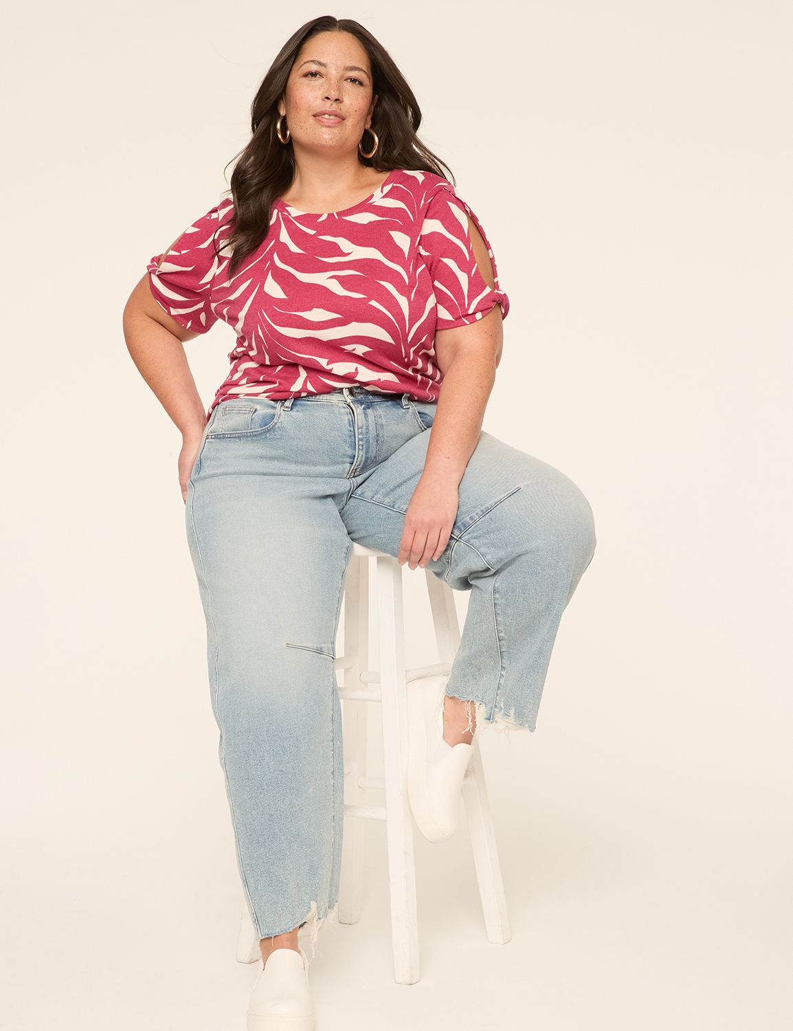 Casual Twist Knot Short Sleeve Crew Product Image 3