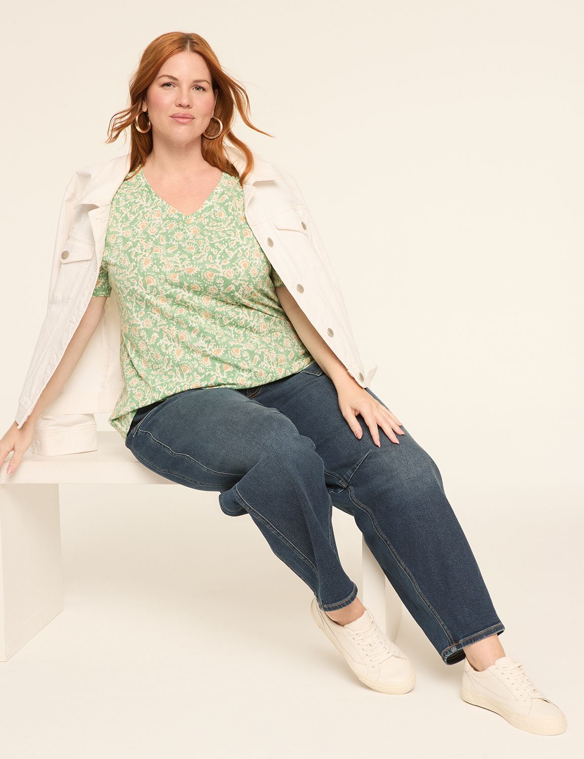NEW Perfect Sleeve V Neck Tee - Sol Product Image 3