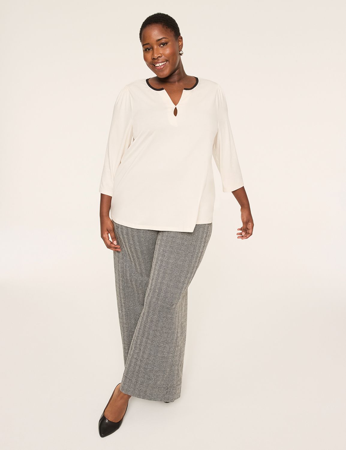 Casual 3/4 Sleeve Notch V Neck Top Product Image 3