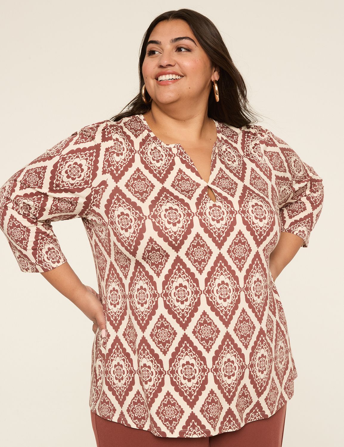 Casual 3/4 Sleeve Notch V Neck Top Product Image 1