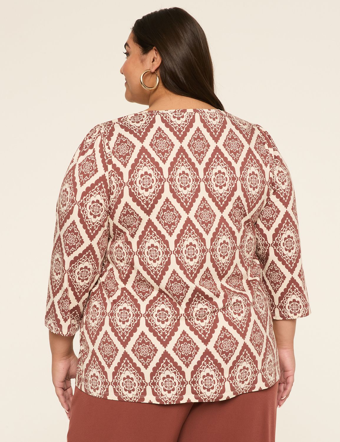 Casual 3/4 Sleeve Notch V Neck Top Product Image 2