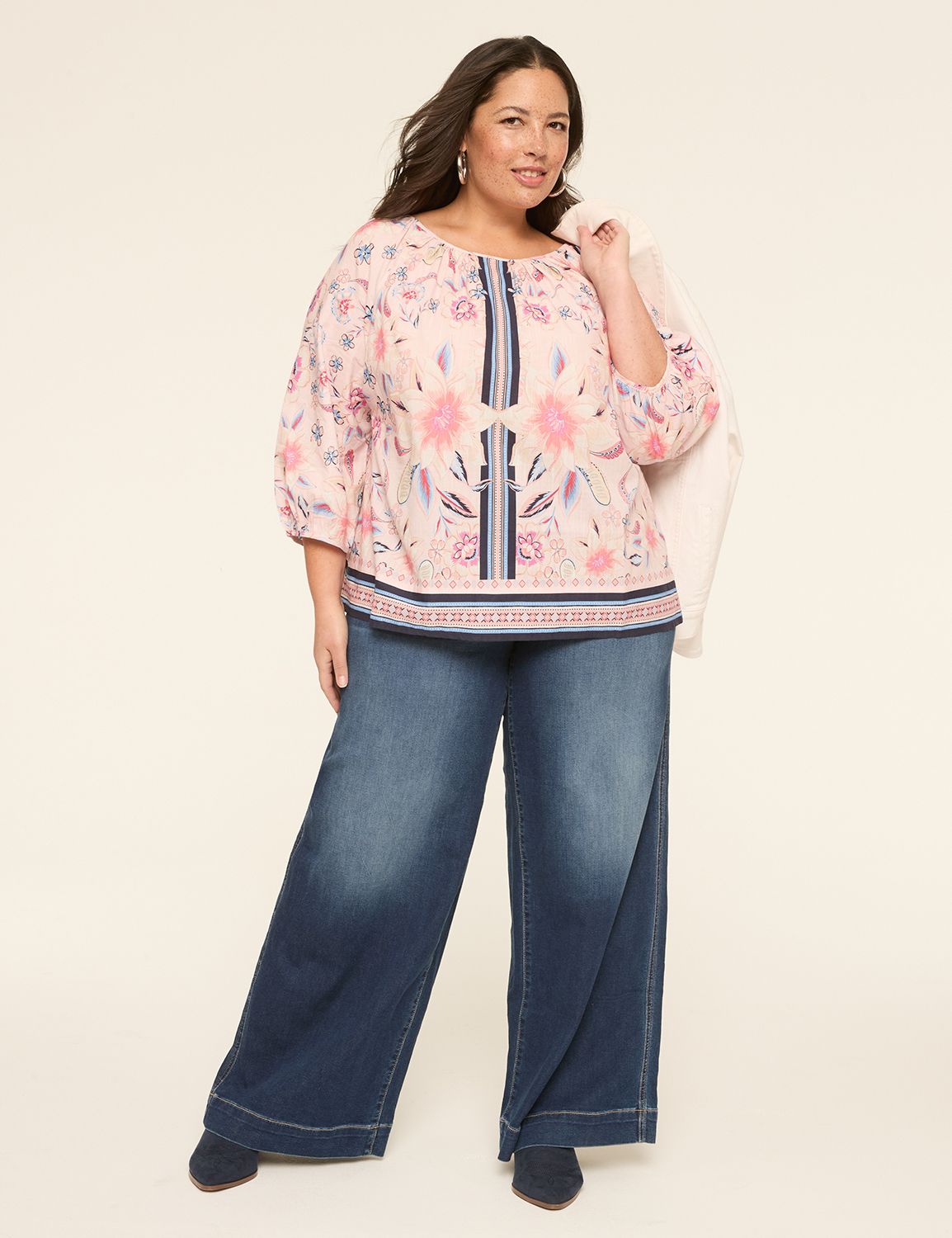 Swing 3/4 Sleeve Raglan Popover Blo Product Image 3