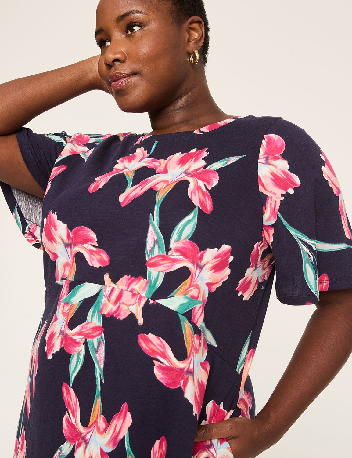 SS DOLMAN CREW NK CURVED WAIST TSHI Product Image 3