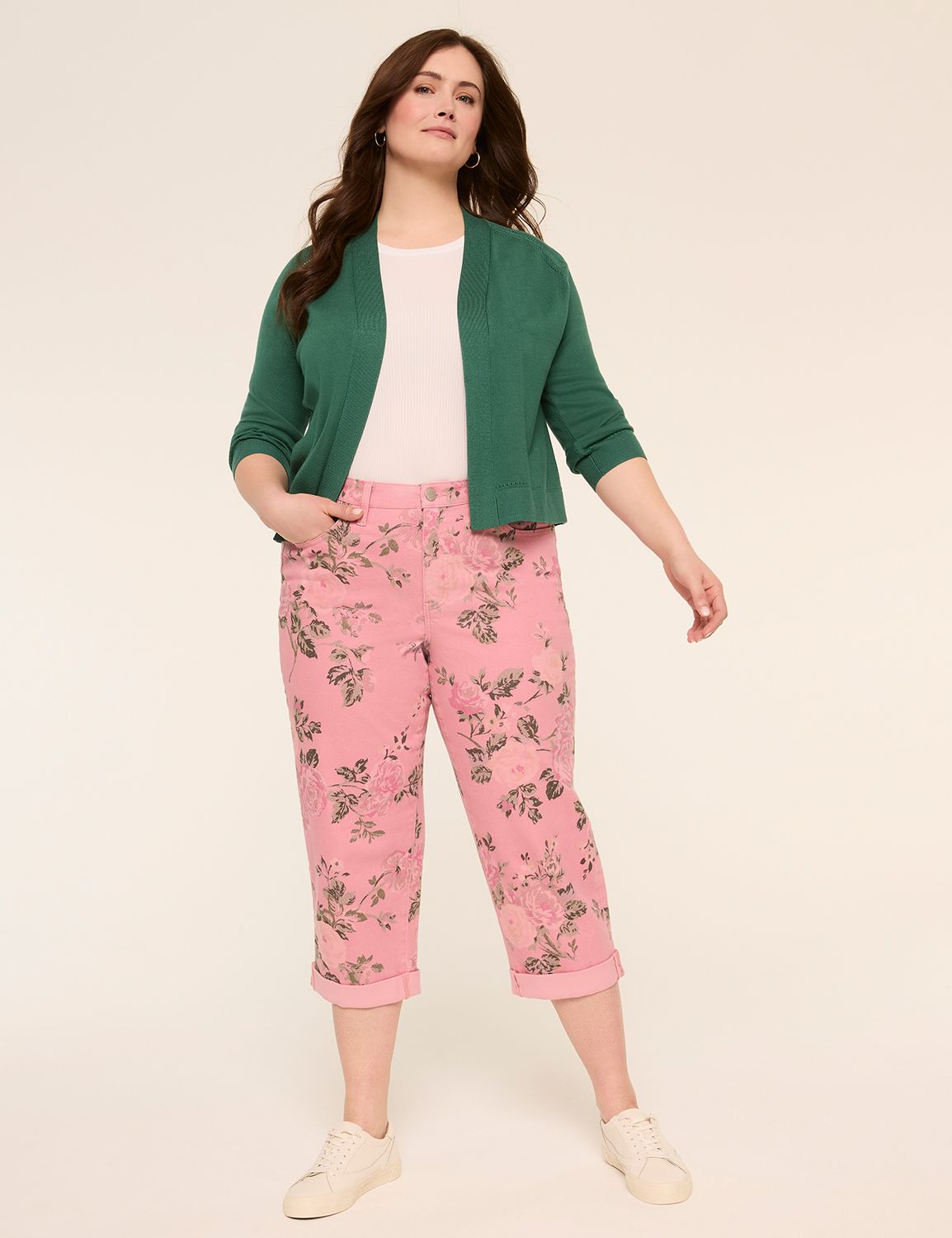 MID RISE BOYFRIEND CAPRI - CABBAGE Product Image 3