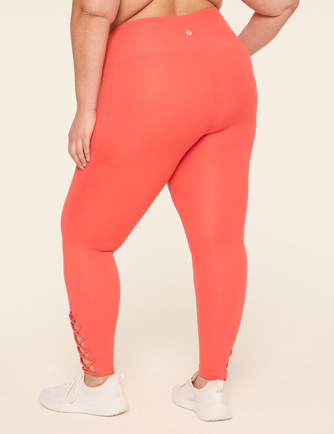 LIVI High-Rise LIVI Soft Macrame-Detail Legging