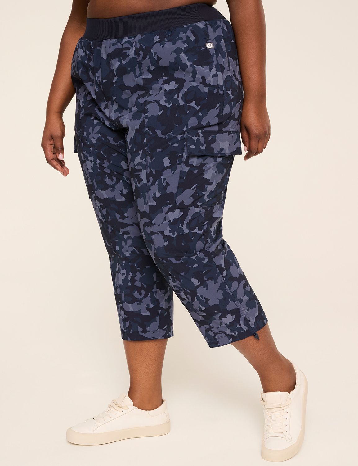 LIVI Stretch Woven Crop Pant