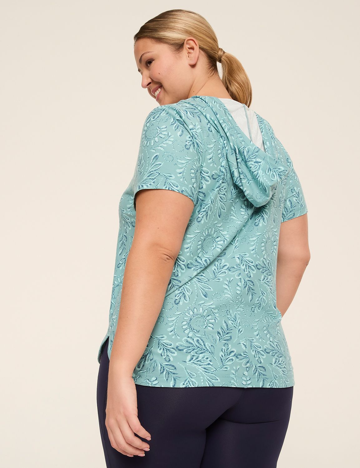 LIVI Soft Short-Sleeve Hoodie