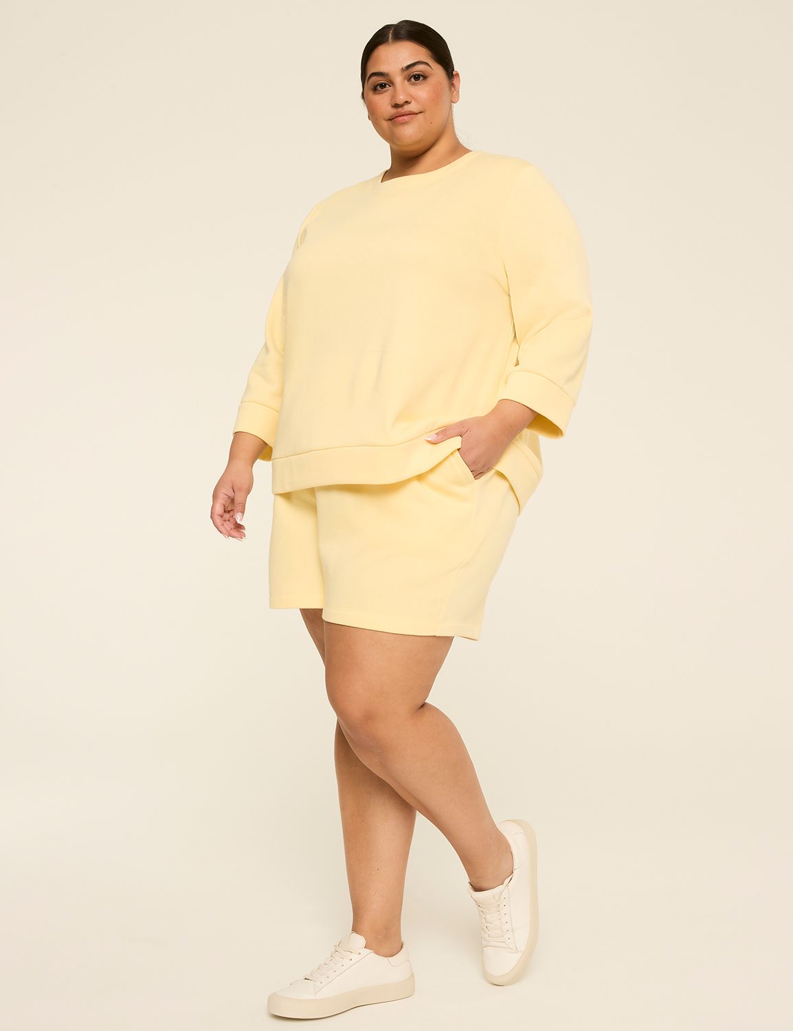 LIVI 3/4 Sleeve Crew Neckline Knit Product Image 3