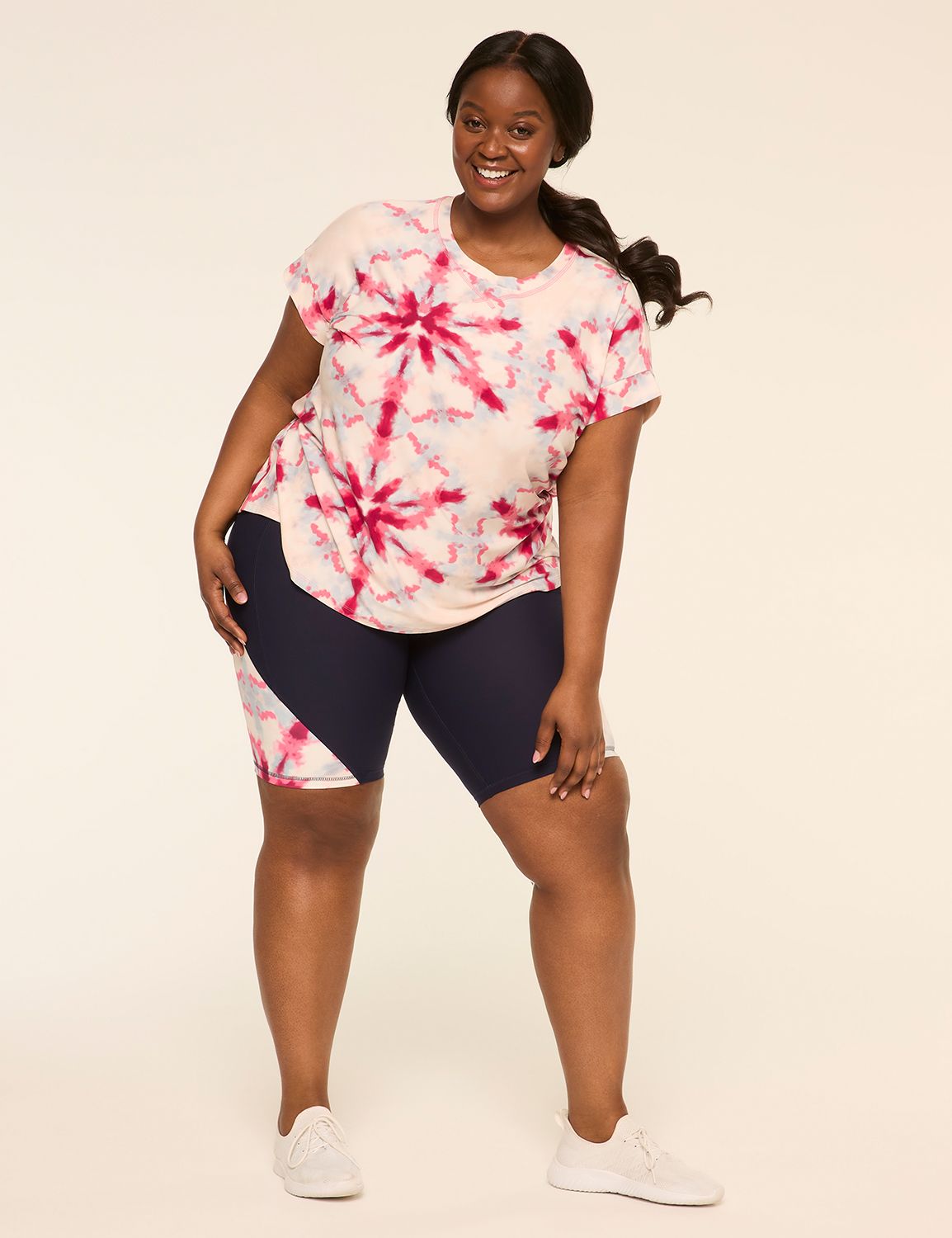 LIVI Short Sleeve Crew Neckline Liv Product Image 3