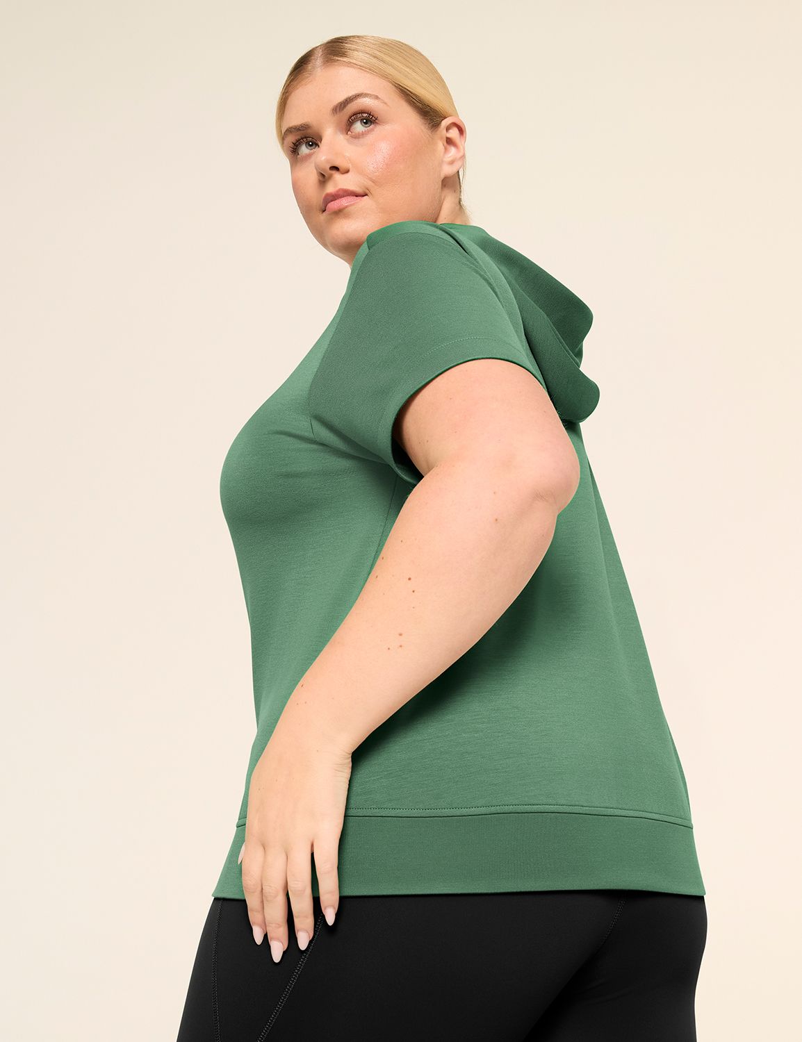 LIVI Journey Short-Sleeve Hooded Sweatshirt