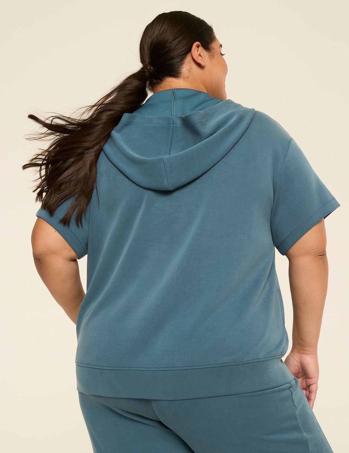 LIVI Journey Short-Sleeve Hooded Sweatshirt
