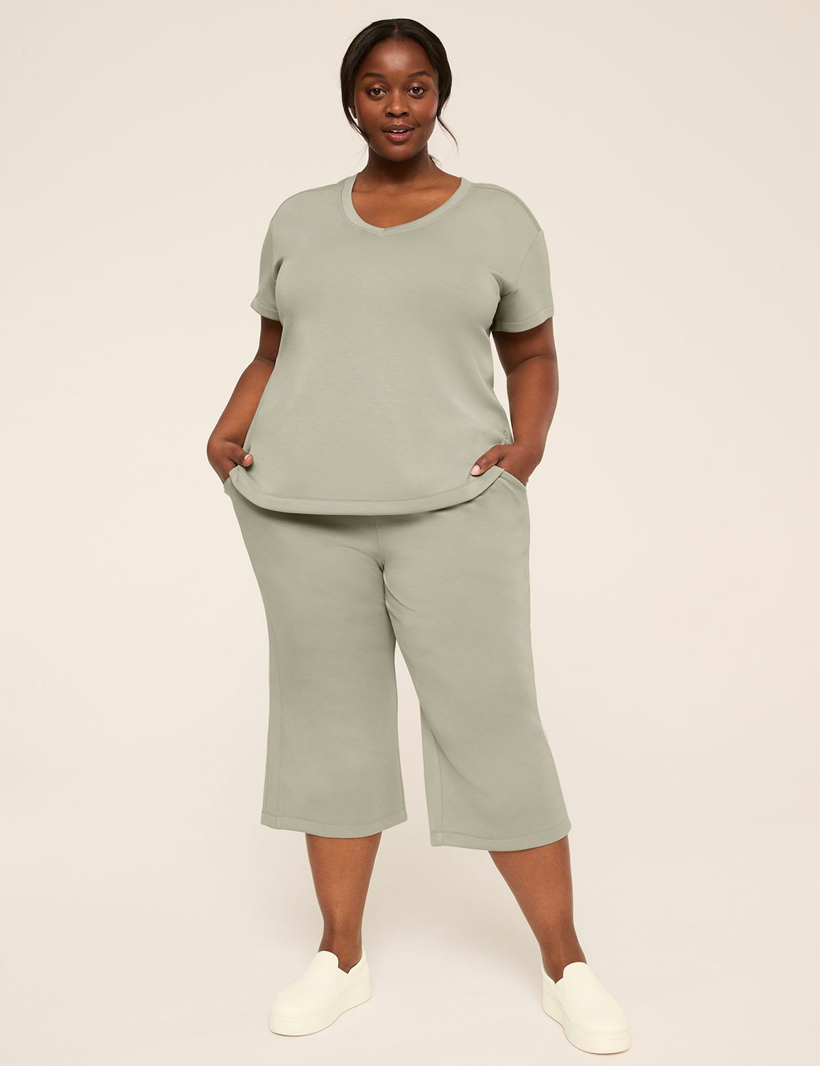 LIVI Mid Rise Journey Crop Length R Product Image 3