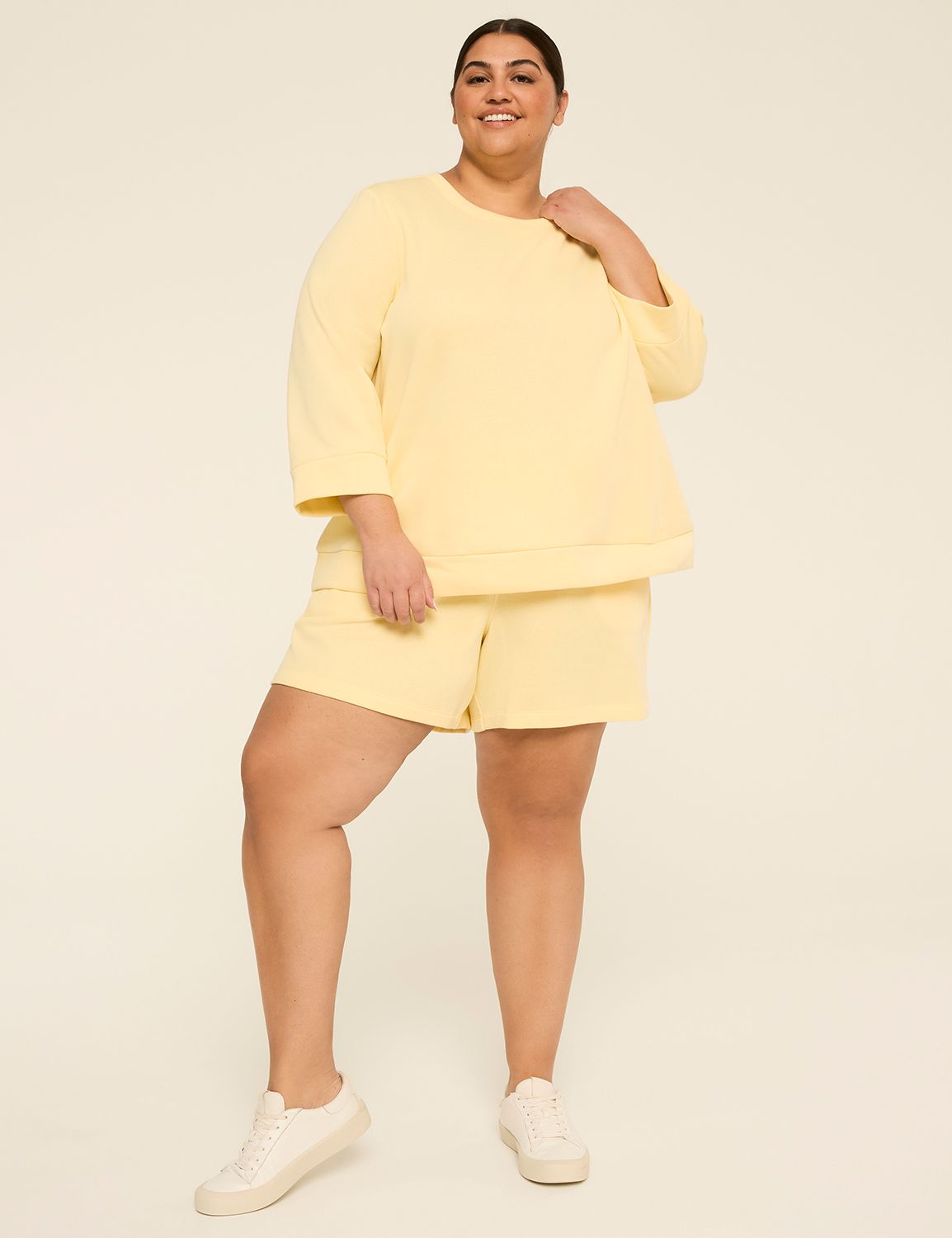 LIVI Mid Rise Knit Short S 1149290 Product Image 3