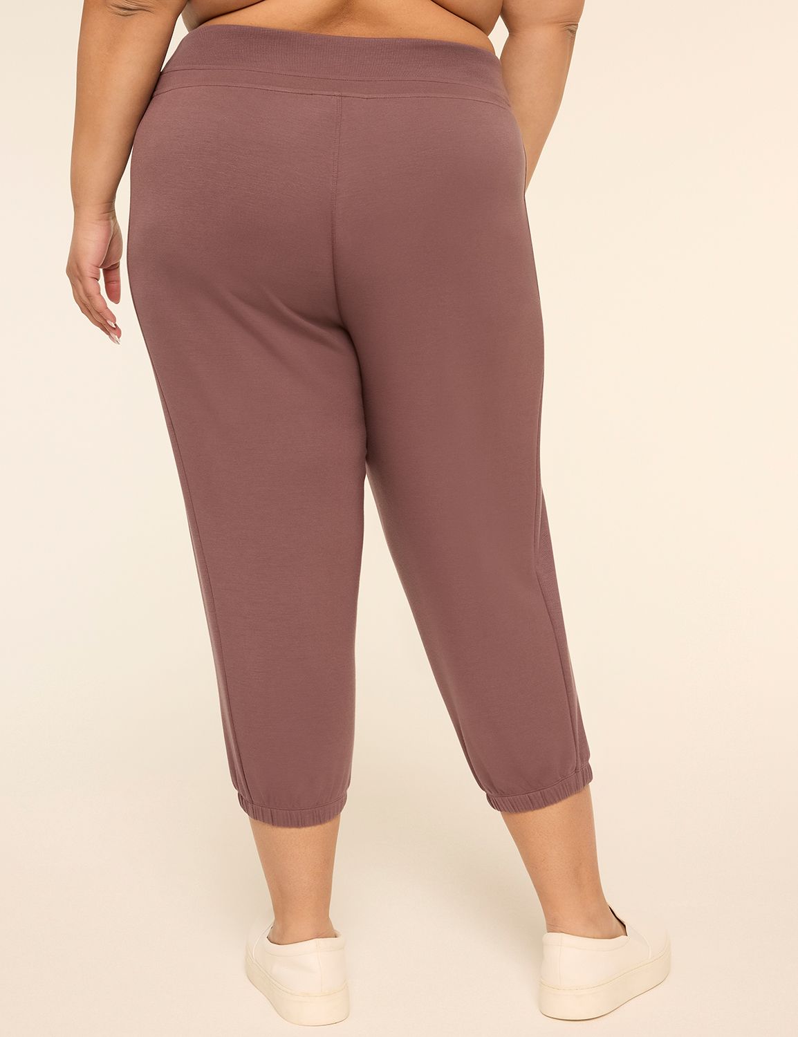 LIVI Journey Capri Jogger