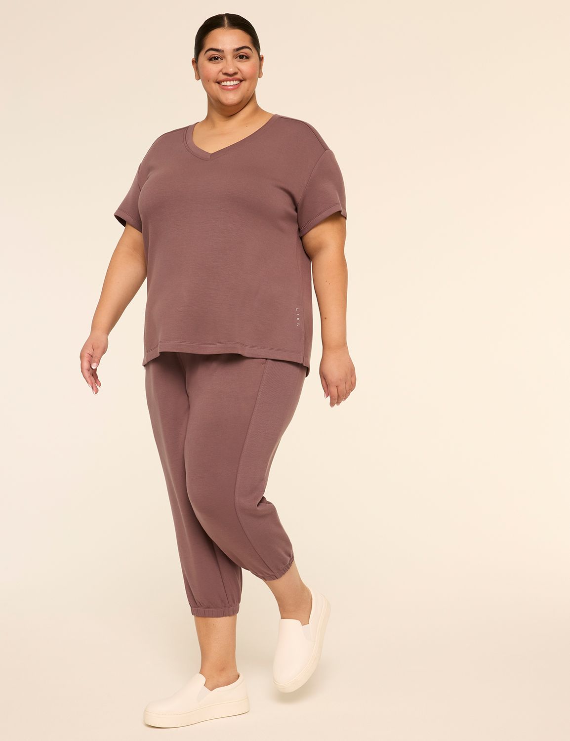 LIVI Mid Rise Journey Capri Rib Mix Product Image 3
