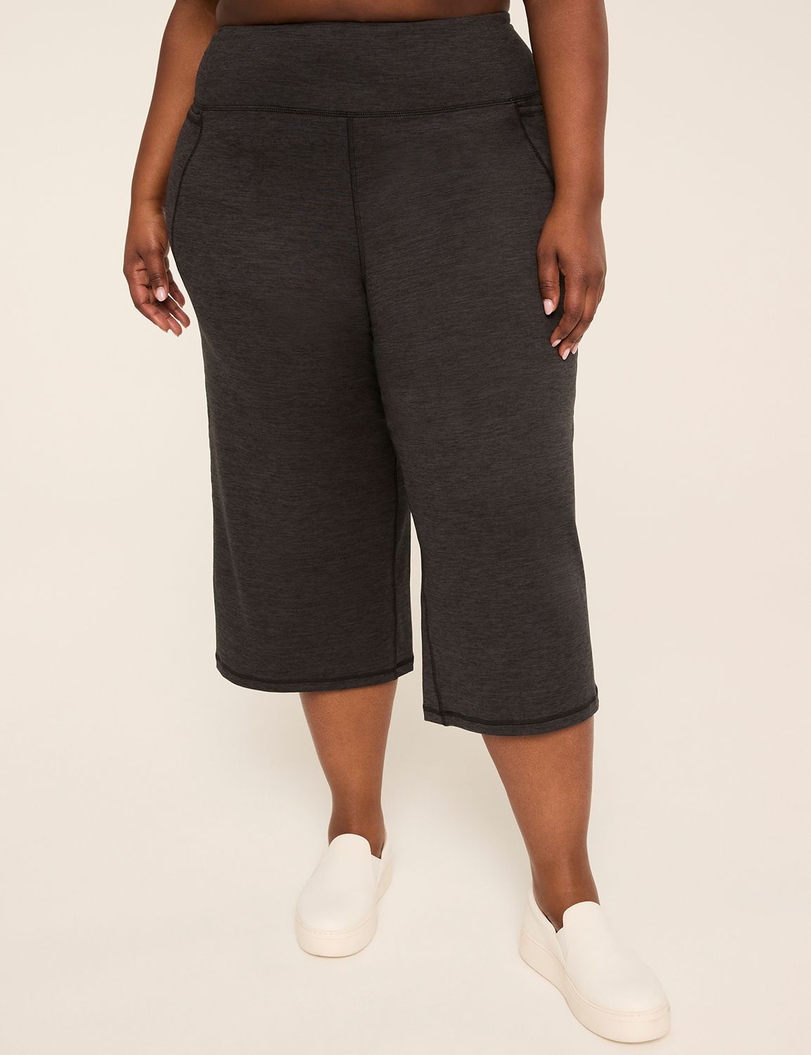 LIVI Soft Wide Leg Crop Pant
