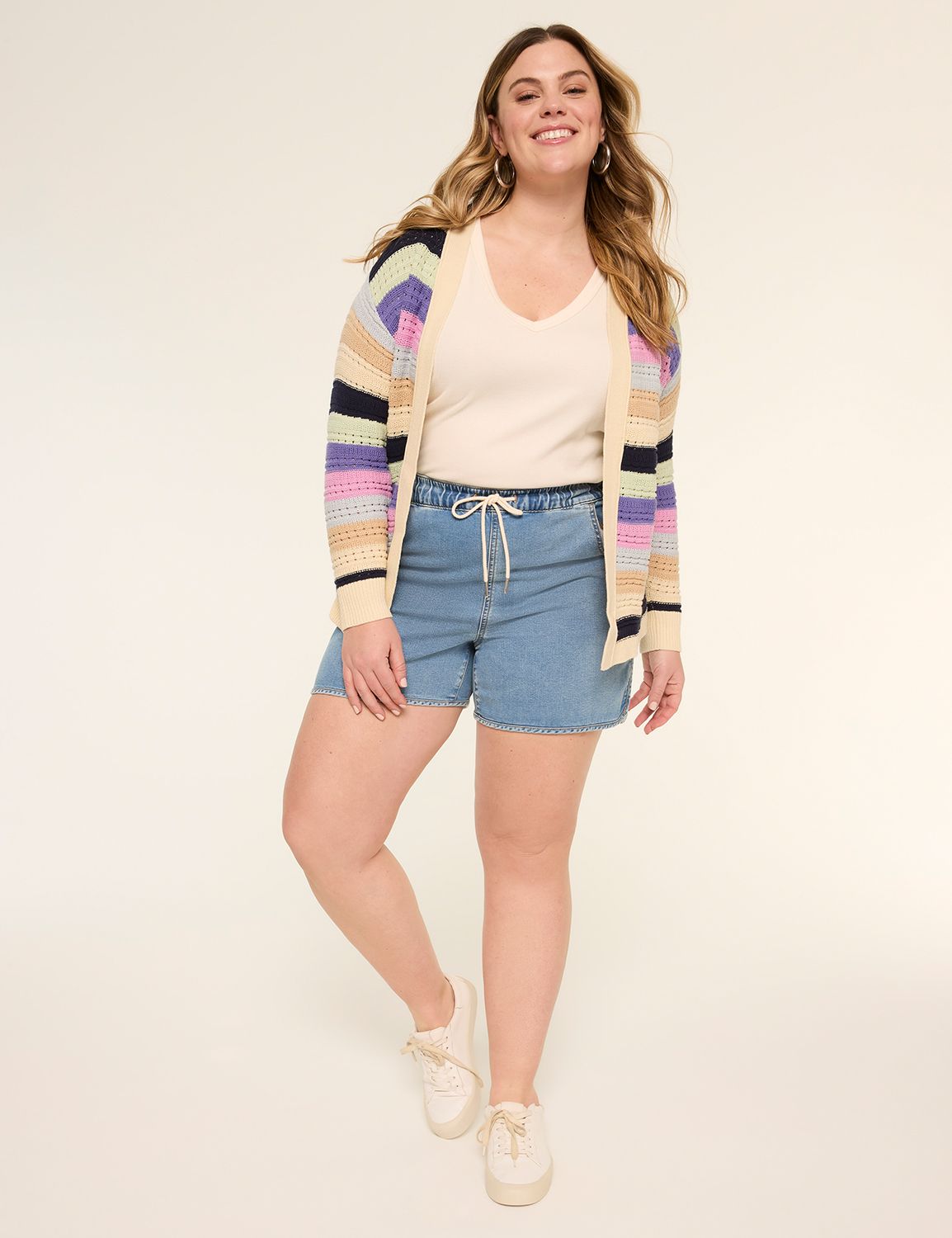 MID RISE CLOUD KNIT DENIM SHORT W D Product Image 3