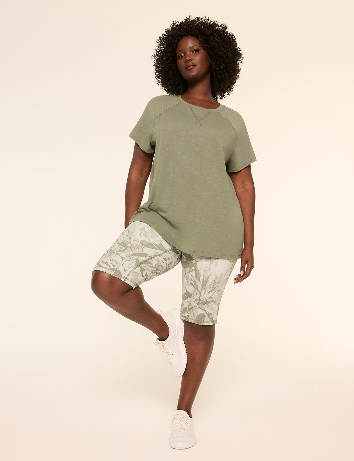 Livi High Rise Livi Soft Knee Short Product Image 3