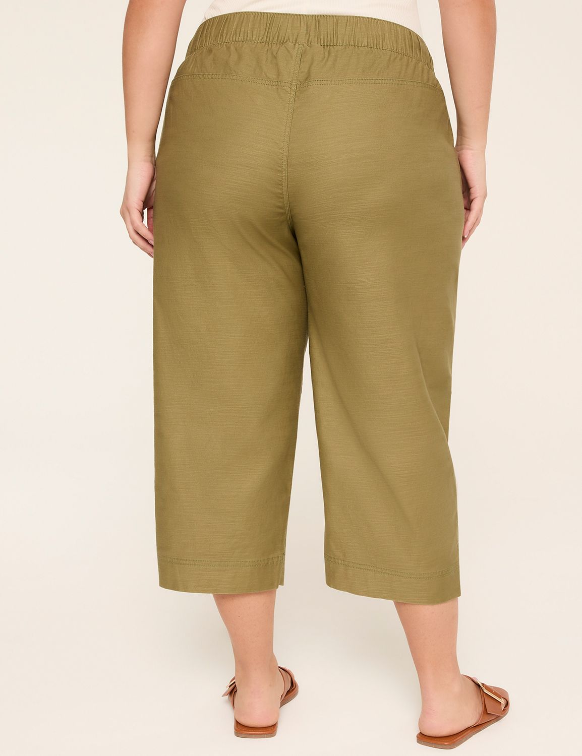 Slub Pull-On Capri Pant