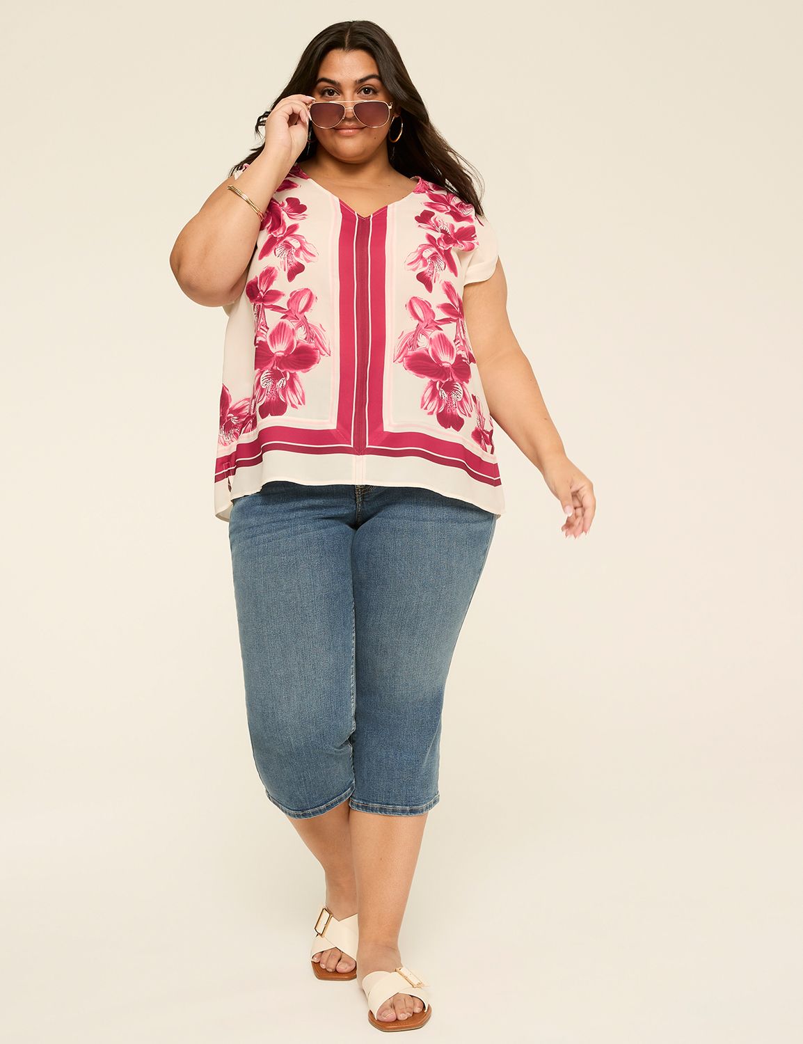 Classic SS Split Sleeve V-Neck Blou Product Image 4