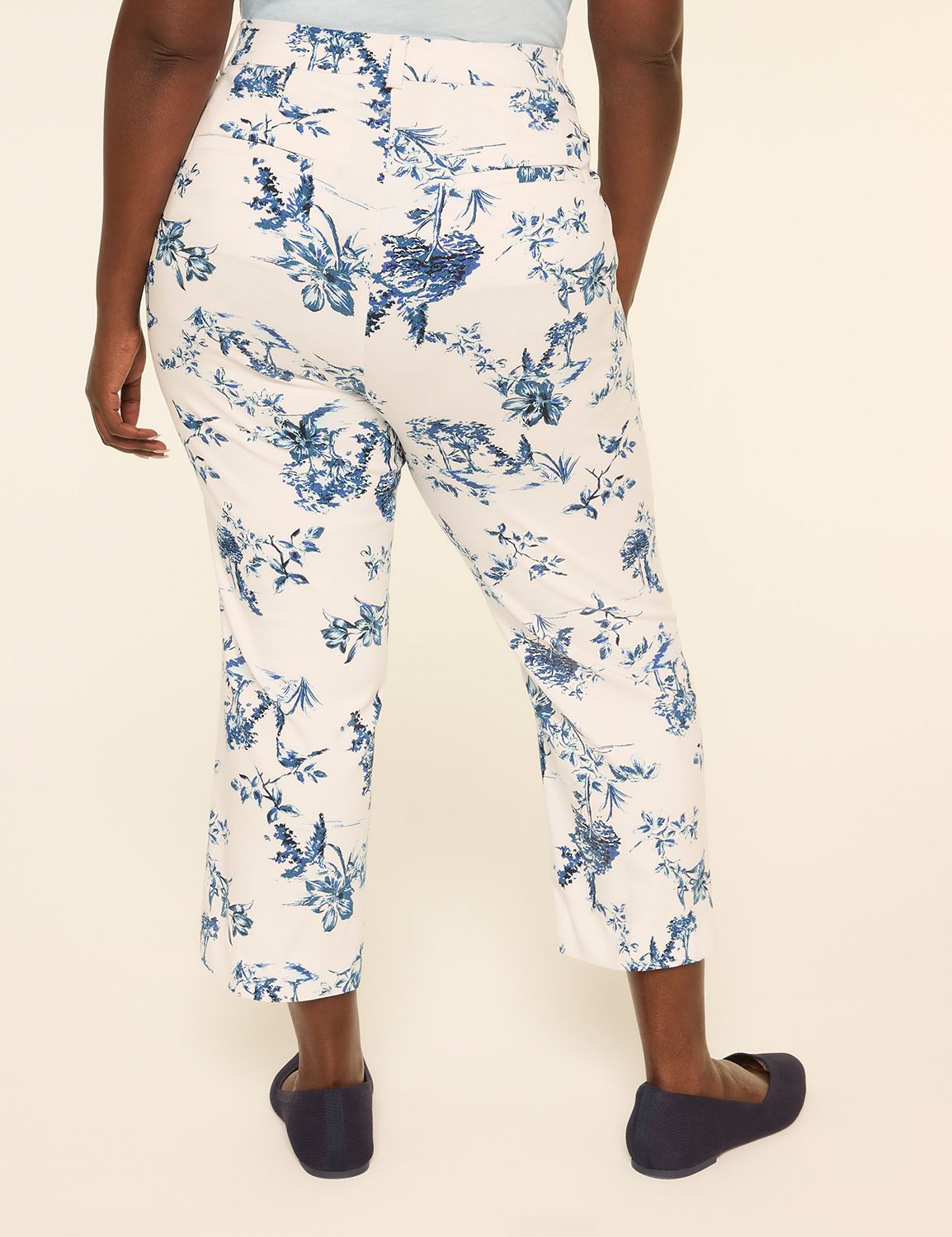 4-Season Slim Capri Pant
