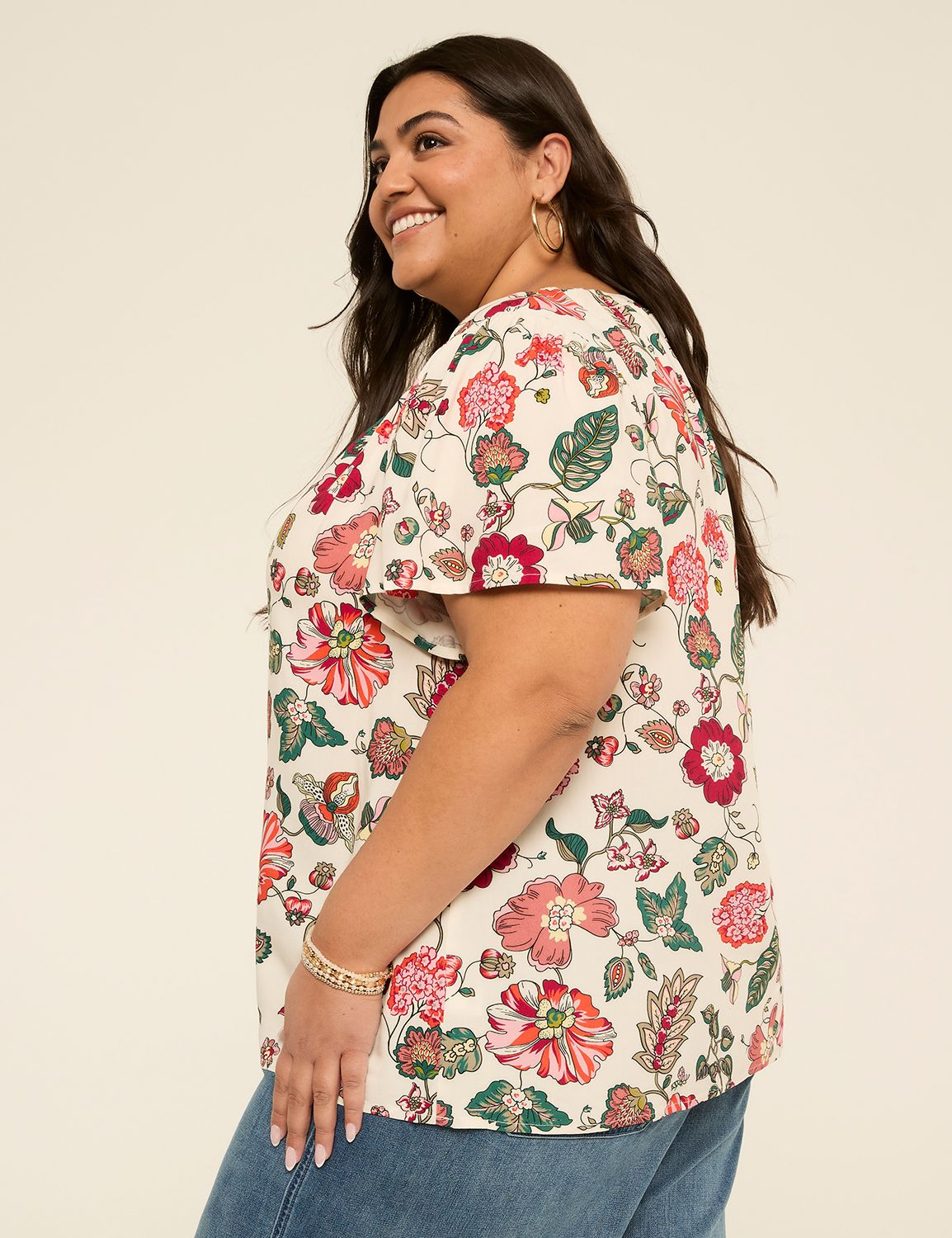 Short-Flutter-Sleeve V-Neck Popover Top