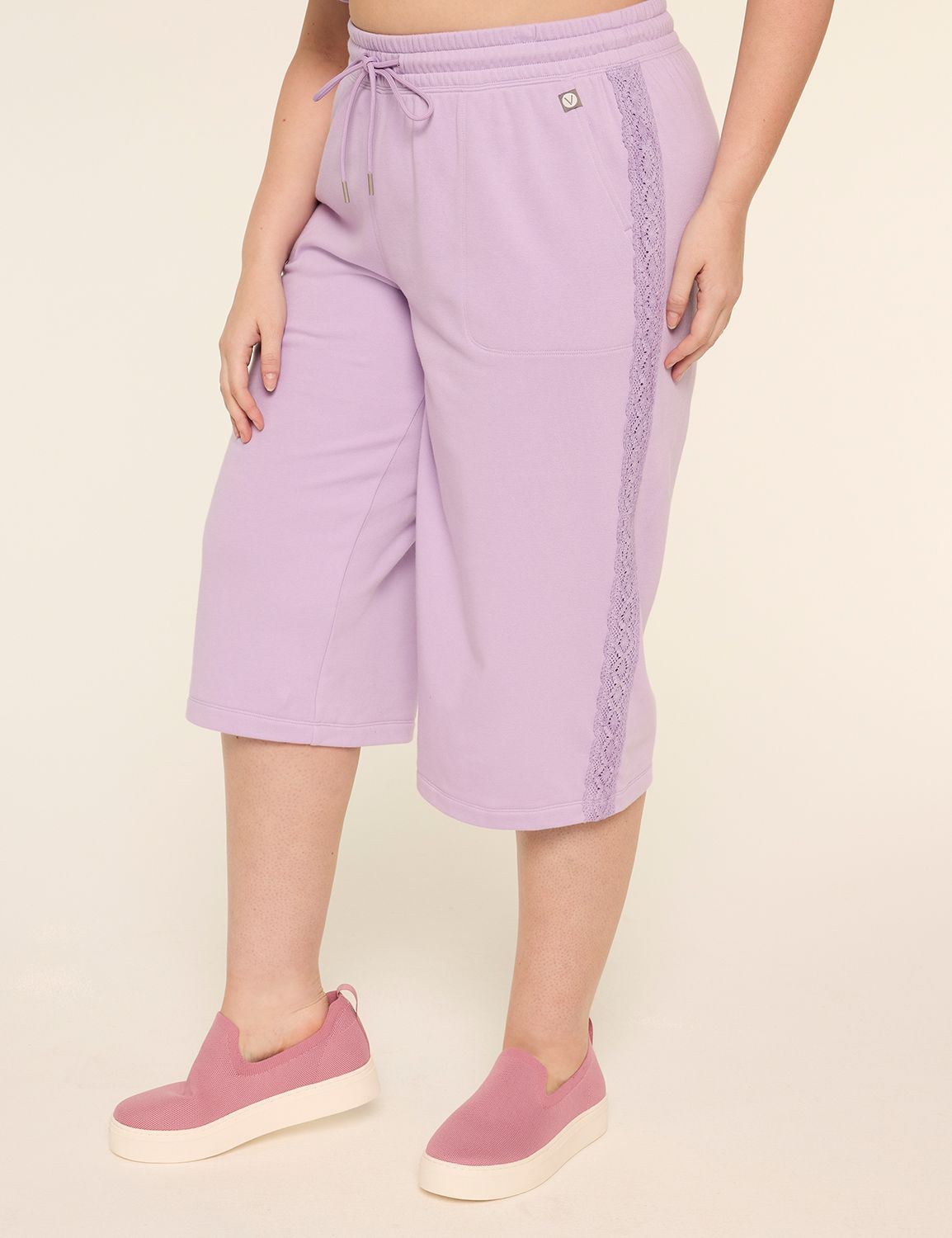 LIVI French Terry Relaxed Straight Capri
