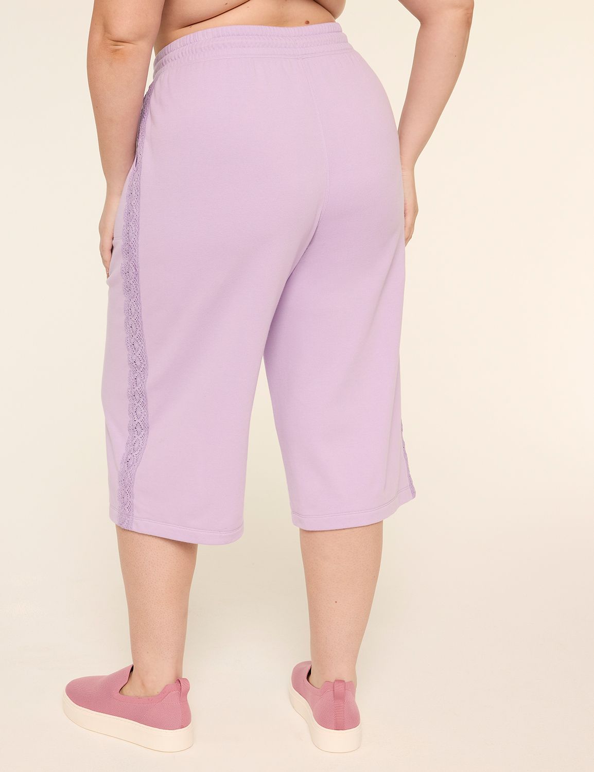LIVI French Terry Relaxed Straight Capri