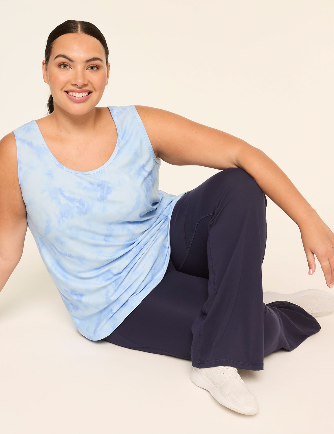 LIVI Sleeveless Scoop Neckline Livi Product Image 3