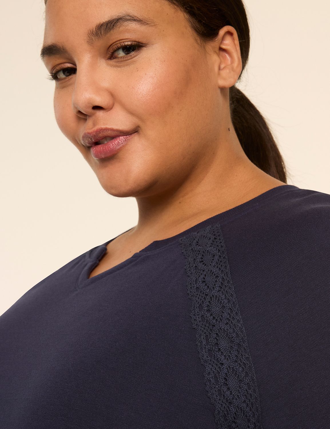 LIVI Elbow Sleeve Notch Neckline Fr Product Image 4