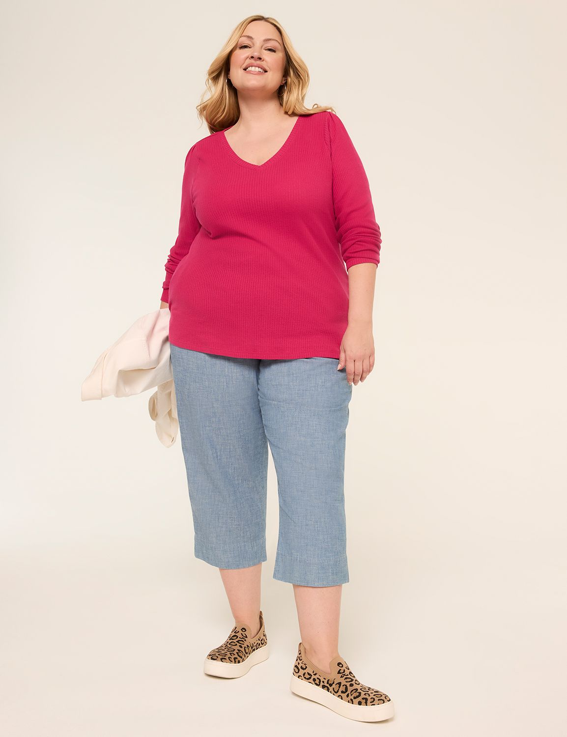 3/4 Puff Sleeve V-Neck Rib Texture Product Image 3