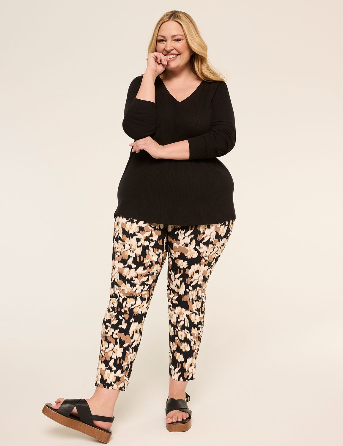 3/4 Puff Sleeve V-Neck Rib Texture Product Image 3