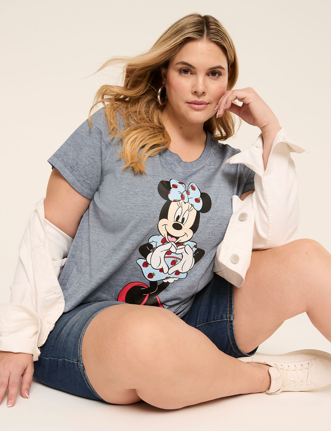 Classic Short Sleeve Crew Neck Tee Product Image 3