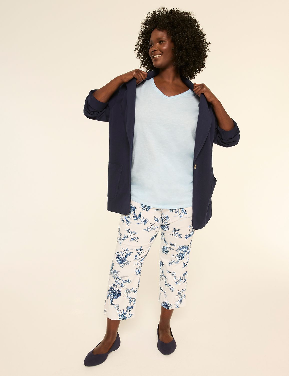 NEW Short Sleeve V-Neck Side Ruched Product Image 3