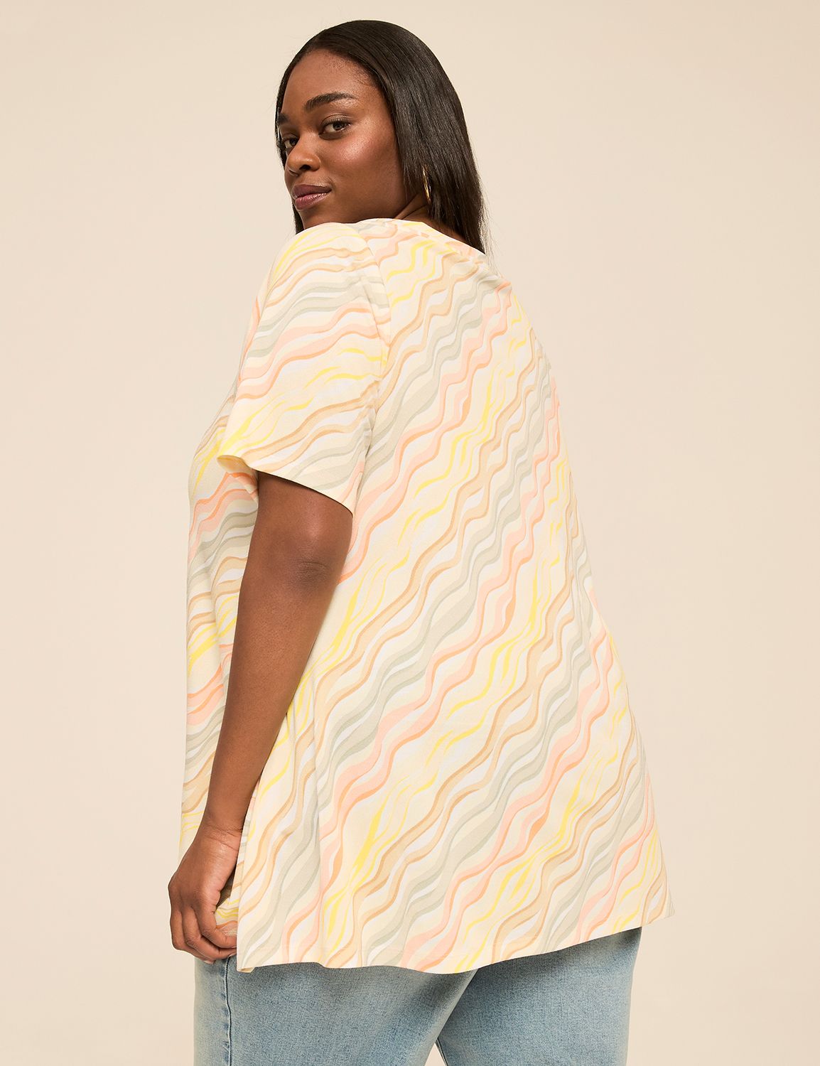 NEW Perfect Sleeve Boatneck Swing T Product Image 2